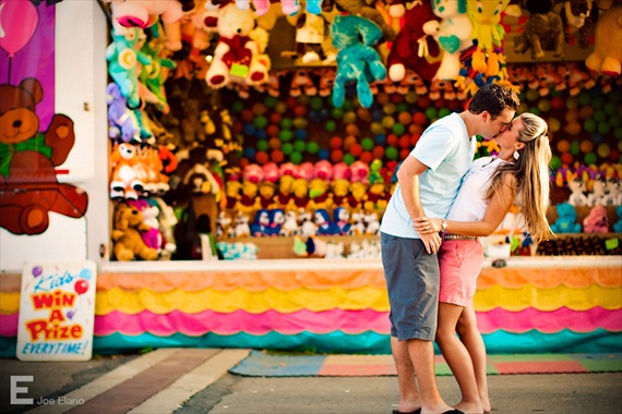 couple-engagement-carnival